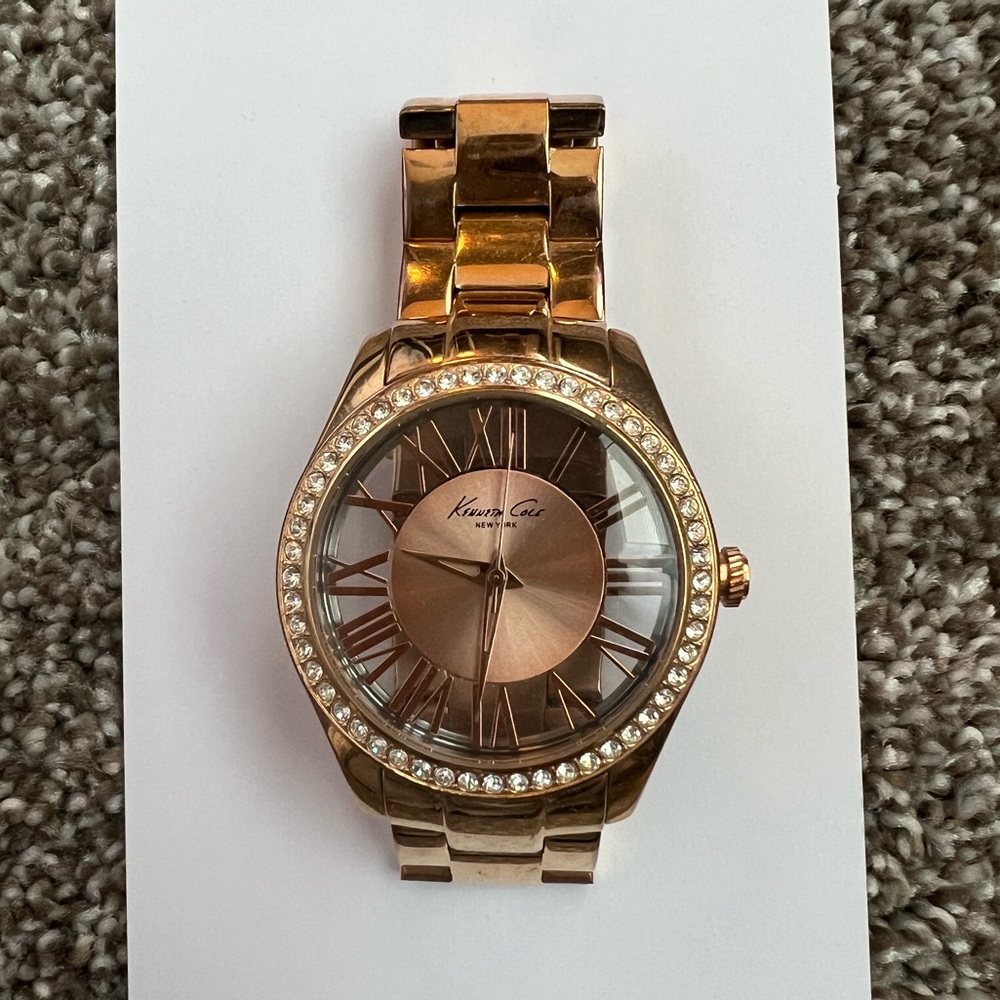 Kenneth Cole Watch - Picture 2 of 3